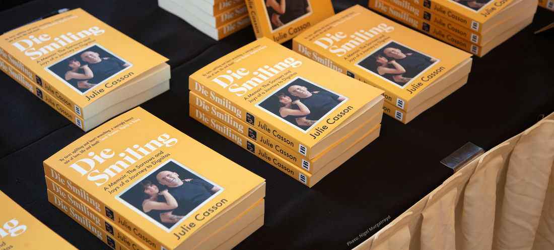 Die Smiling by Julie Casson: STARTING TO DIE